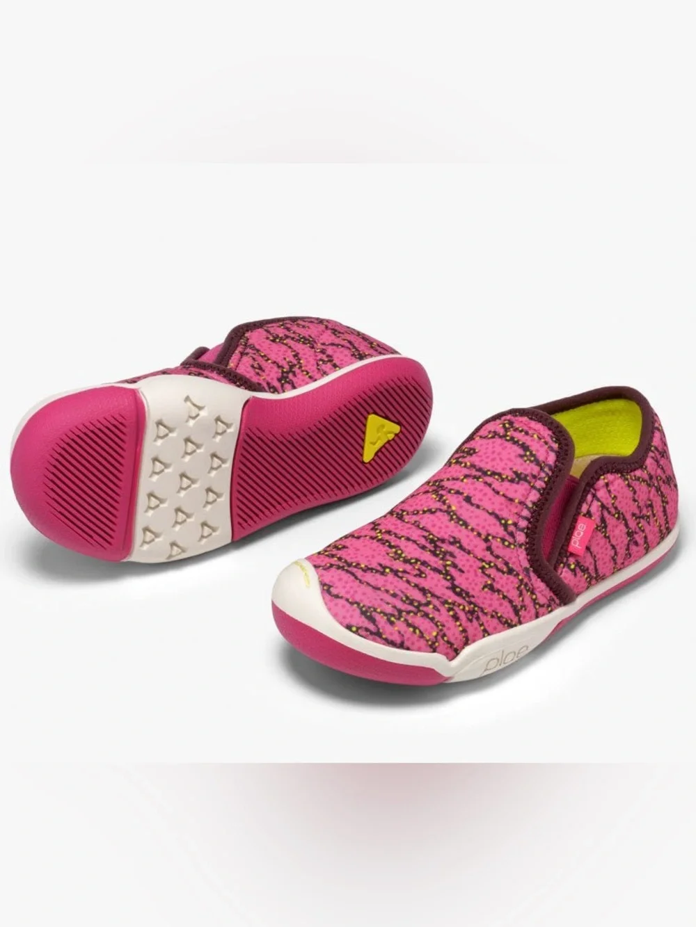$72 PLAE Migi Kids slip-on sneakers in electric fuchsia surge 4.5 youth NIB